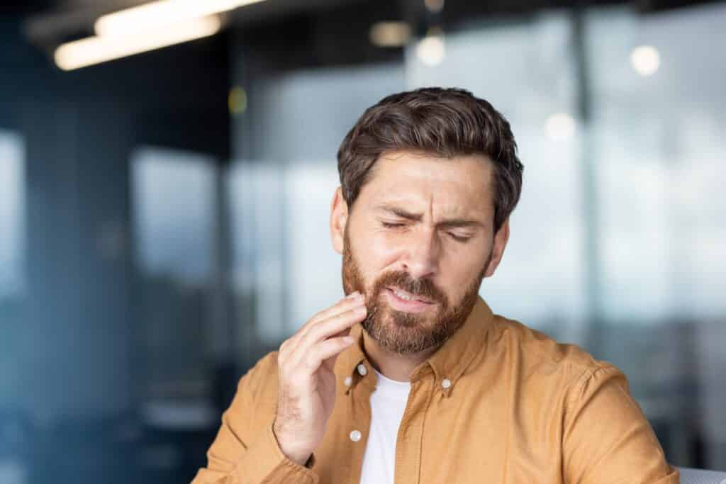 When to Seek Emergency Dental Care Immediately